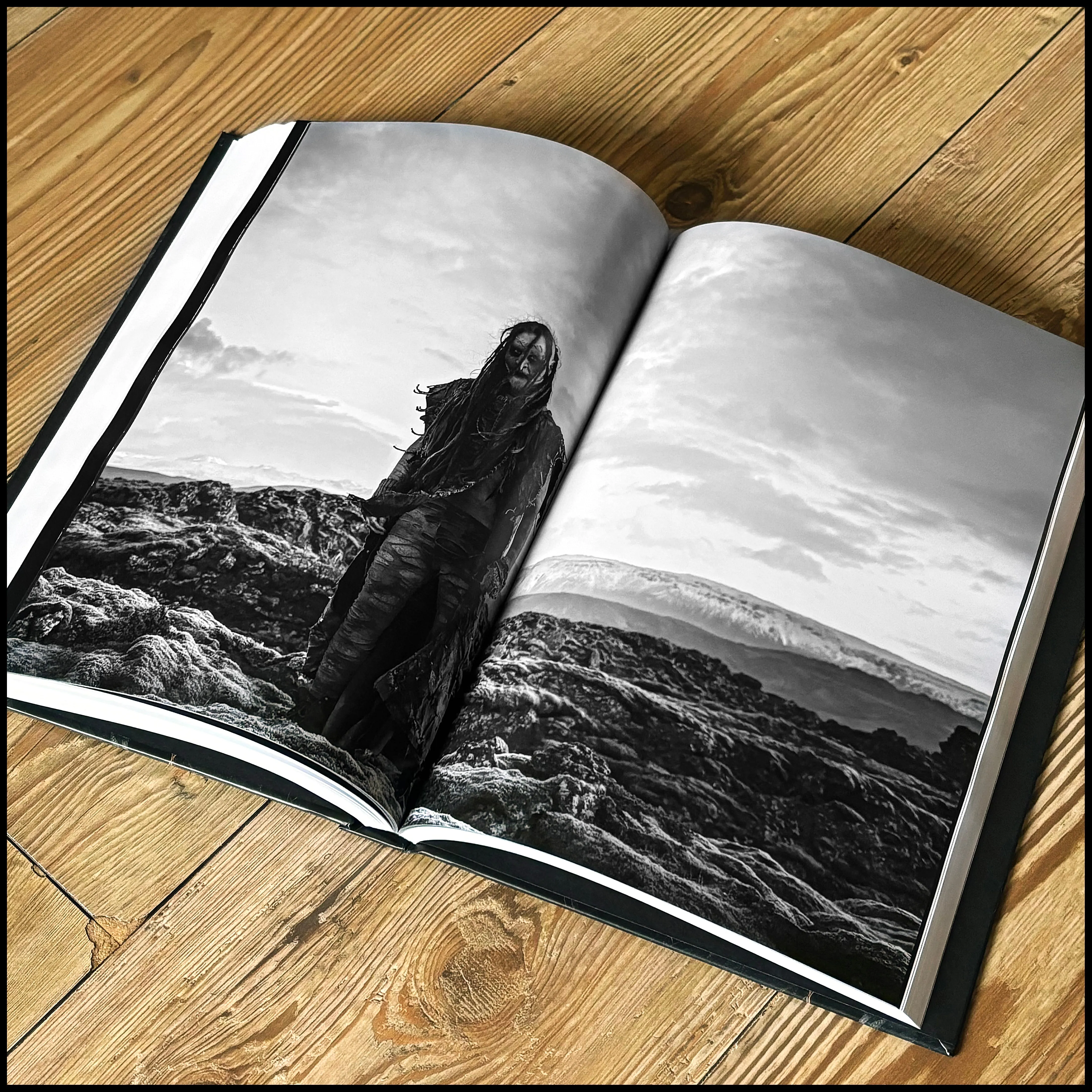 DARK DUNGEON MUSIC: THE UNLIKELY STORY OF DUNGEON SYNTH hardback