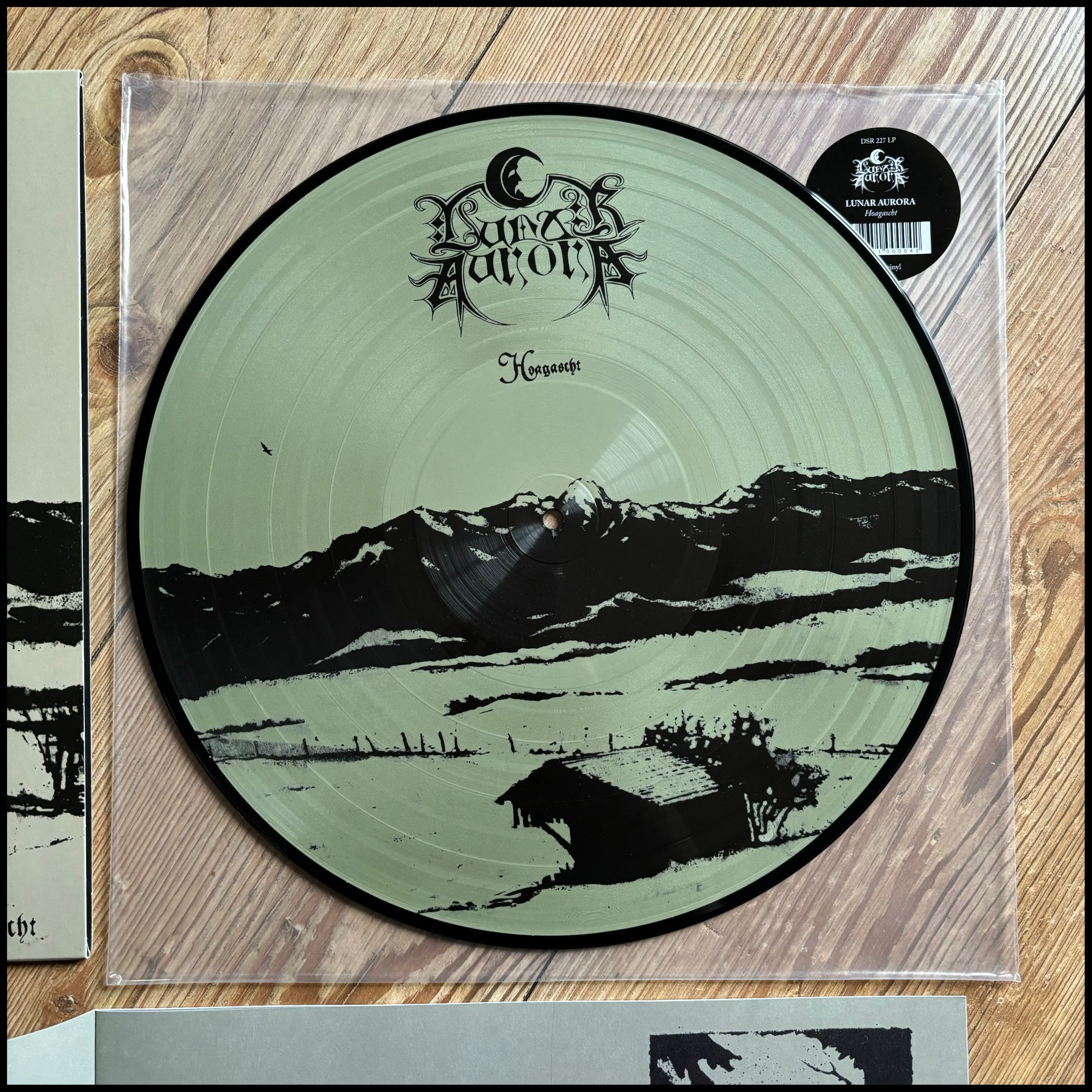 Preorder [early May] LUNAR AURORA: Hoagascht LP (180g picture disc, large booklet, poster, download)