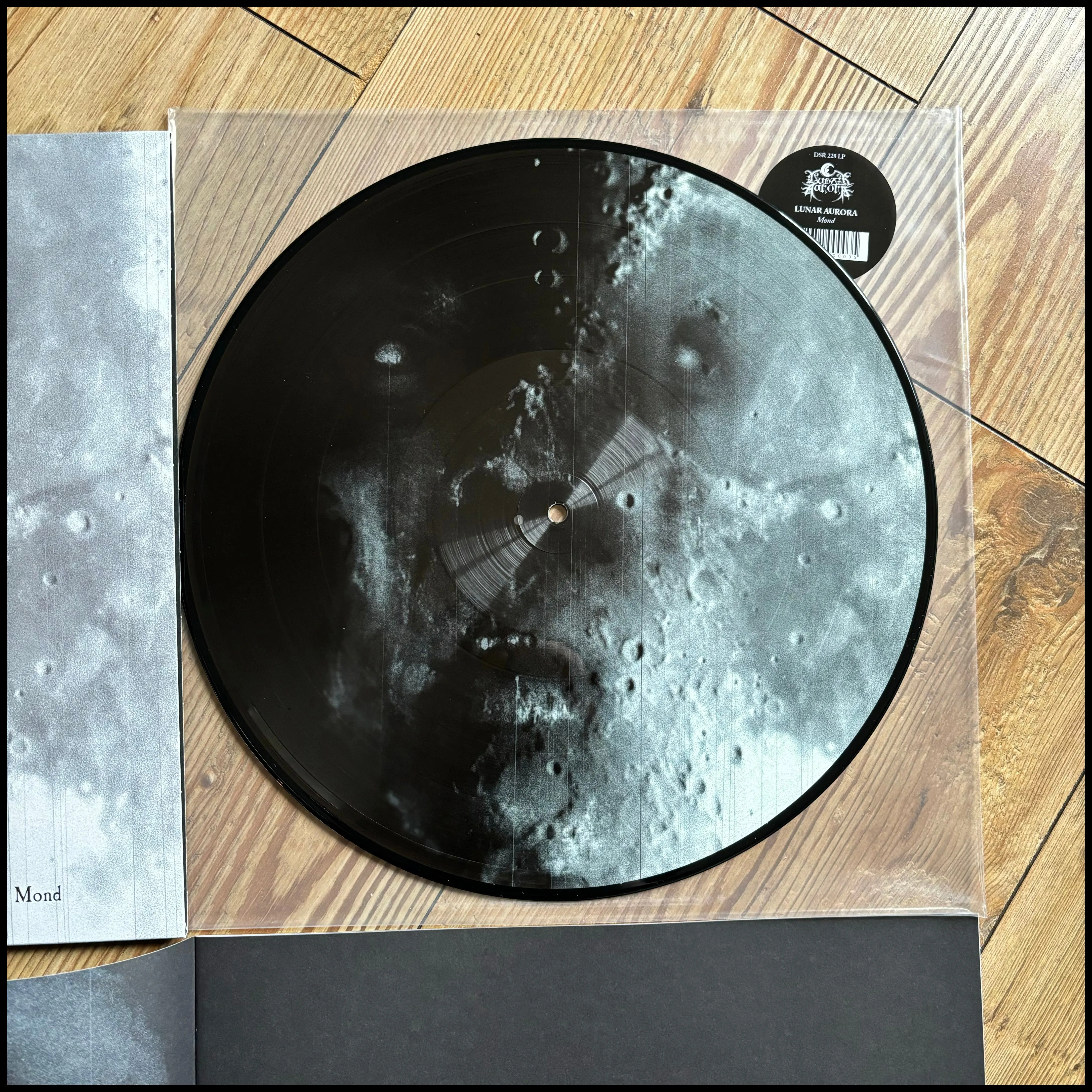 Preorder [early May] LUNAR AURORA: Mond LP (180g picture disc, large booklet, poster, download)